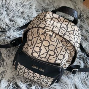 Purse backpack